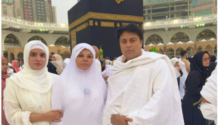 Rakhi Sawant aka Fatima achieved the happiness of Umrah