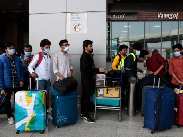 Forgery of Indian students on the rise, US deports 21 A 5-year ban was imposed on the evicted Indian students from entering the United States: Photo: File