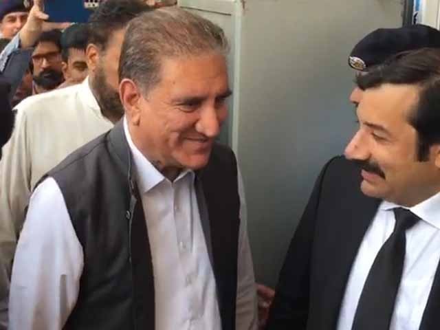 Shah Mehmood Qureshi filed a petition in Islamabad High Court against physical remand Photo: Screen grab