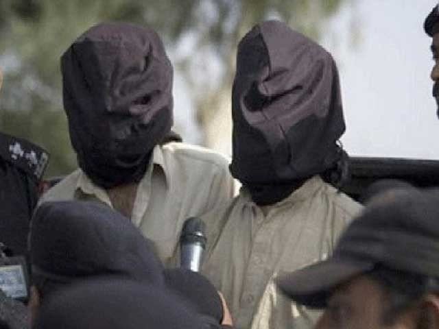 4-member gang involved in more than 100 street crimes arrested in Karachi