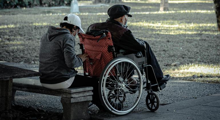 Disability rights threatened by bad working conditions for carers: independent expert