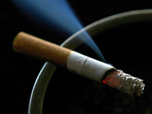 Exposure to altered brain structure in young adults who smoke cigarettes