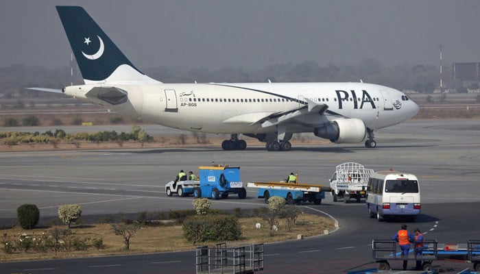 PIA requested to provide 23 billion rupees immediately