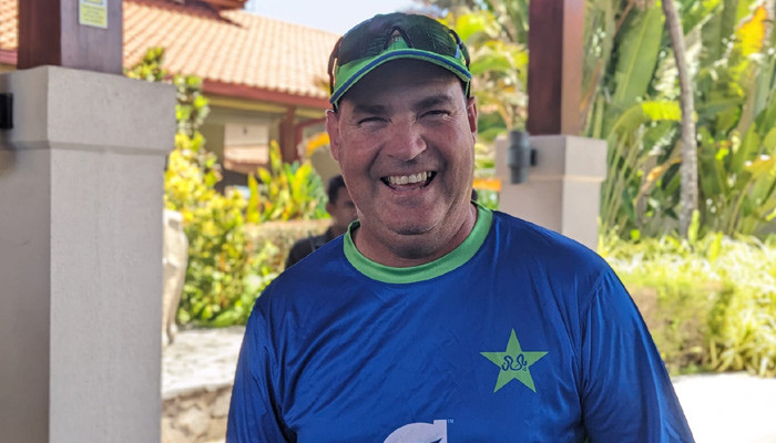 Pakistan Cricket Team Director Mickey Arthur joined the team in Sri Lanka