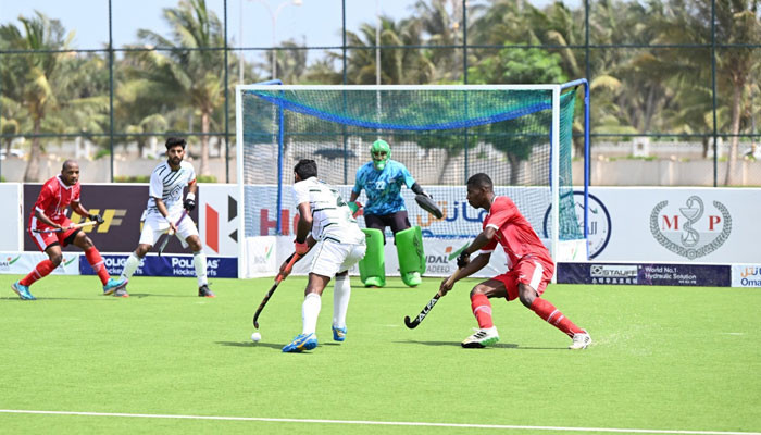 Pakistan beat Oman 4-9