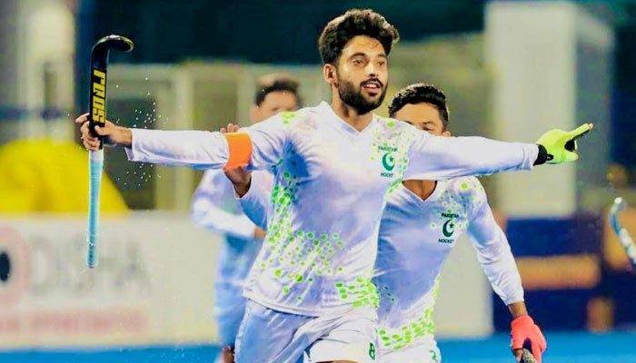 Pakistan get off to a winning start, defeating Japan 1-26