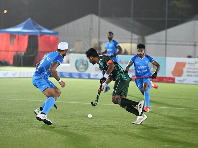 Pakistan hockey team defeated India in a nerve-wracking match