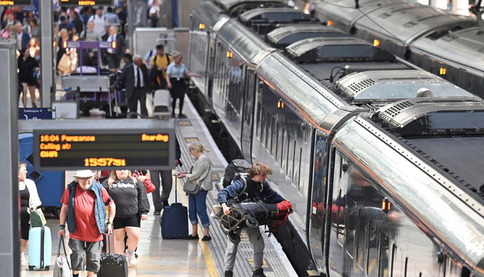 Railway workers strike again today in Great Britain