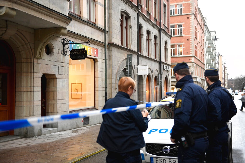 Robbery reigns in Sweden, urging citizens to dress badly