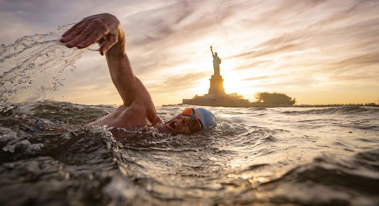 UNEP oceans advocate Lewis Pugh on epic Hudson swim to highlight importance of river health