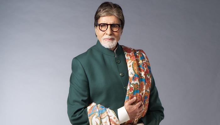 Amitabh Bachchan's father faced opposition for marrying outside the community Amitabh Bachchan's father faced opposition for marrying outside the community