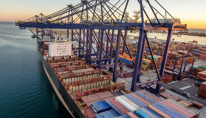 Strike against inflation, activities at Karachi port stopped File photo