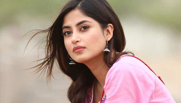 What did Sajal Ali find in a 6-year-old photo?