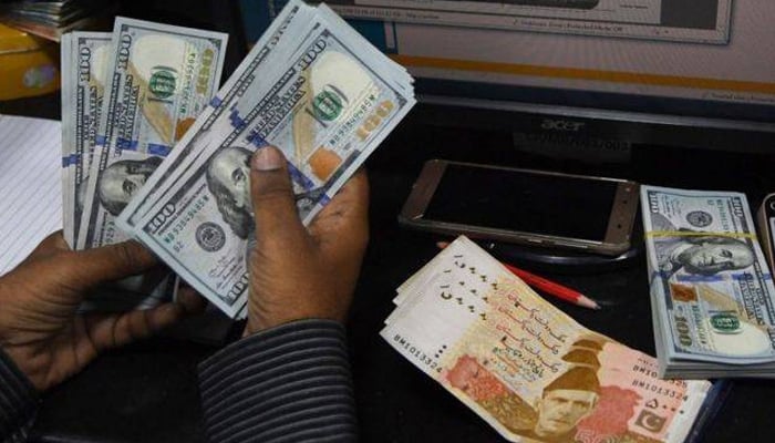 The dollar continues to decline File photo