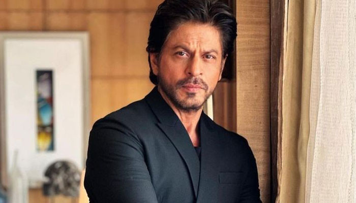 Shah Rukh reacts to 11-year-old fan's painting