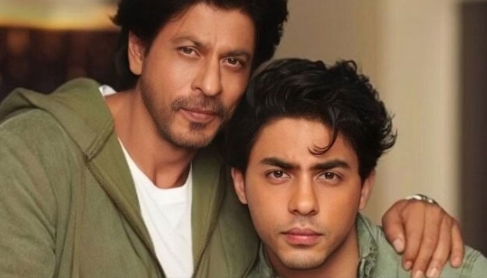 How did Aryan help Shah Rukh Khan overcome depression?