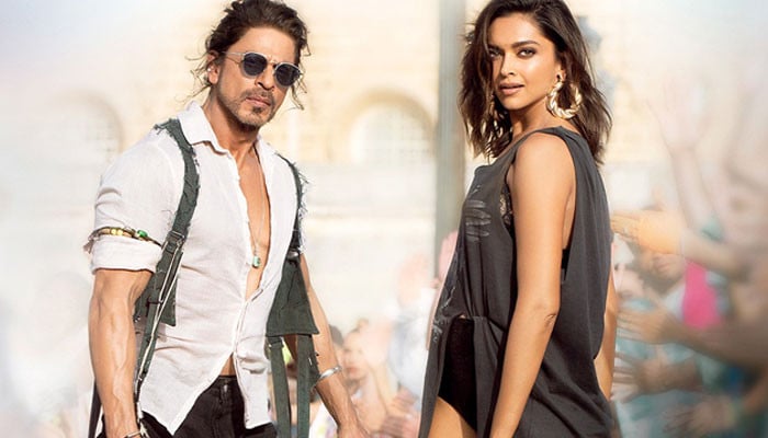 Shah Rukh Khan tells the interesting story of casting Deepika as his 'mother'