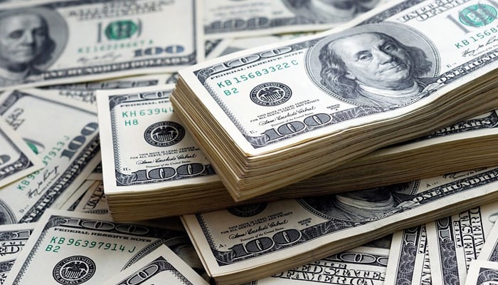 Dollar cheaper today at interbank —File photo
