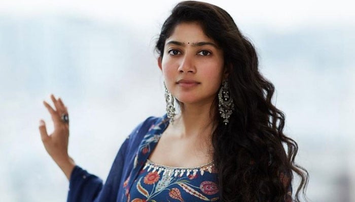 Circulating images are a lousy attempt to hurt, Sai Pallavi