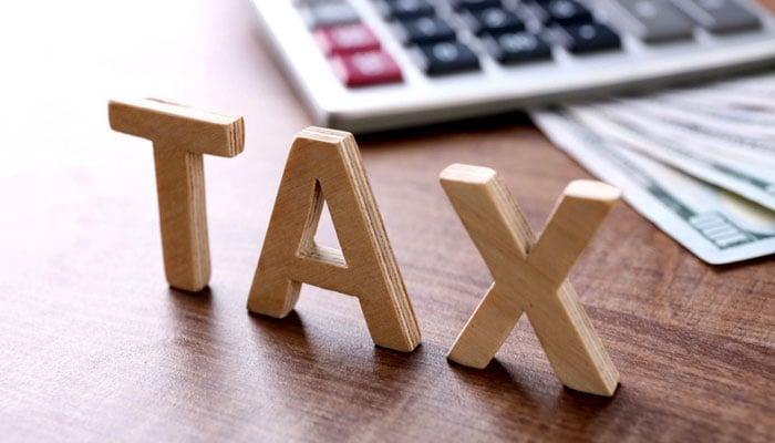 FBR achieves tax target for September, tax collection of Rs 834 billion FBR achieves tax target for September, tax collection of Rs 834 billion