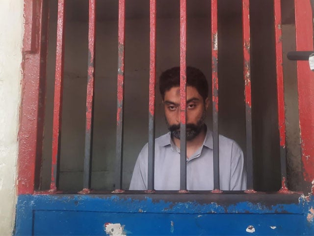 Karachi;  Principal arrested for sexually harassing women and students in school