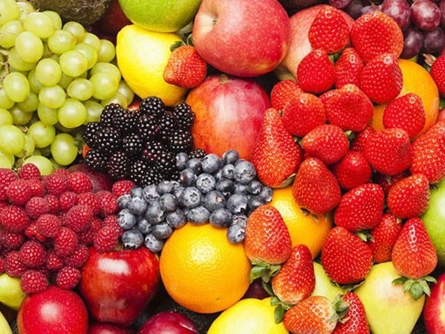 Important fruits that can play an important role in lowering cholesterol Seven types of fruits play a medicinal role in lowering cholesterol. Photo: File