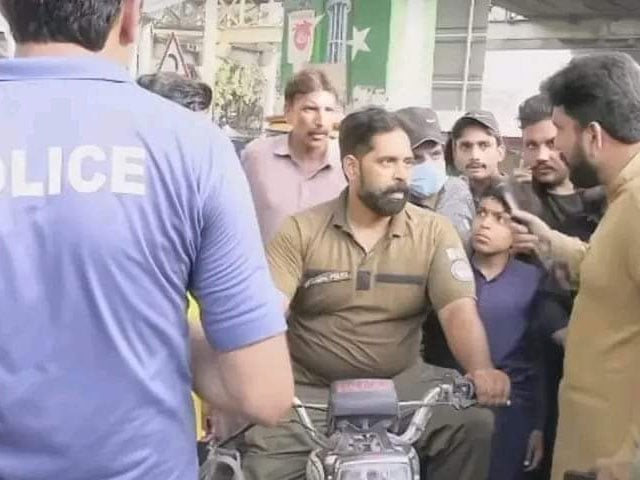 Shahid Jat, the police officer who abused IG Punjab, has recovered from mental illness