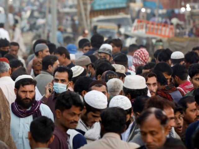 95 percent of Pakistanis fear unemployment, survey 96 percent of Pakistanis were seen expressing lack of ability to save and invest to meet their needs. Photo: File