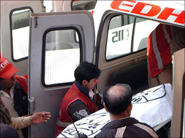 Karachi: Two unknown youths were killed early in the morning on Noorjahan Street