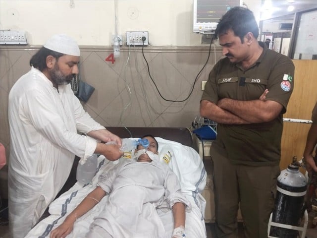 The injured boy died due to teacher's violence —Photo: Express News