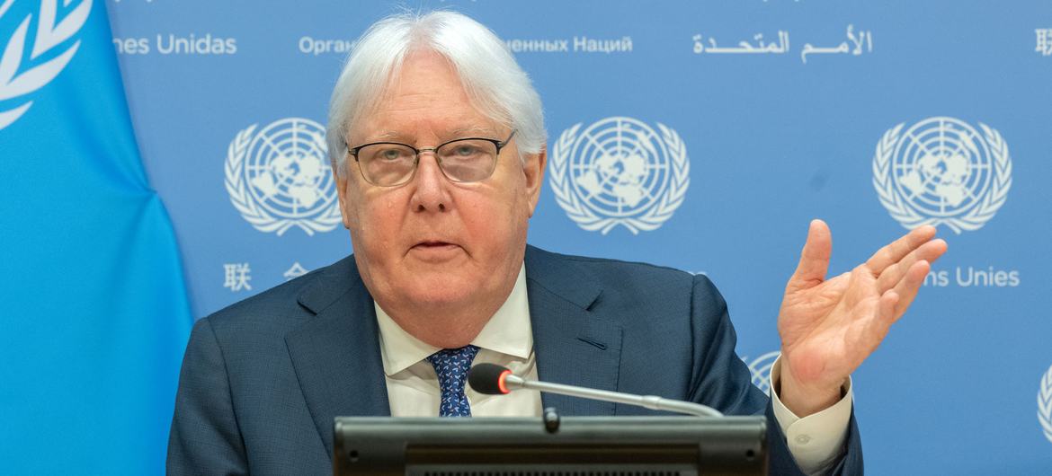 Martin Griffiths, Under-Secretary-General for Humanitarian Affairs and Emergency Relief Coordinator, briefs reporters on current humanitarian challenges. Martin Griffiths, Under-Secretary-General for Humanitarian Affairs and Emergency Relief Coordinator, briefs reporters on current humanitarian challenges.