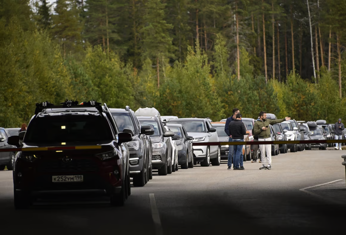 Europe has banned the bringing of vehicles and personal belongings of Russian citizens