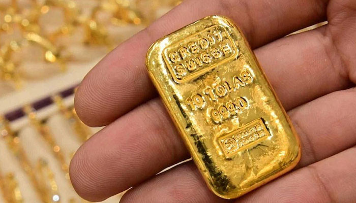 Gold Rs 4,000 per tola cheaper, price skyrocketing