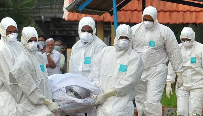 What are the symptoms and treatment of Nipah, the worst virus that broke out in India?