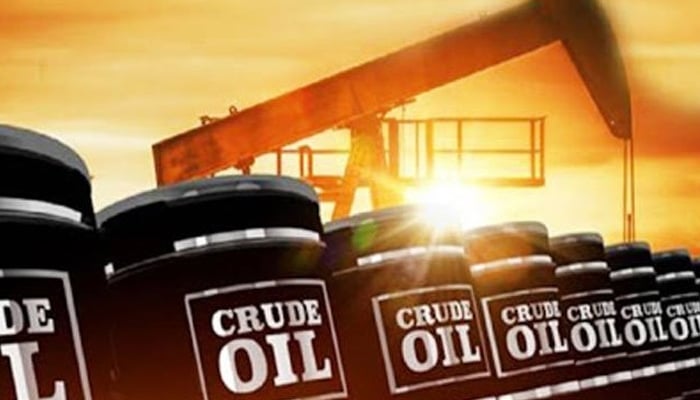Crude oil prices in the global market have fallen sharply --File photo
