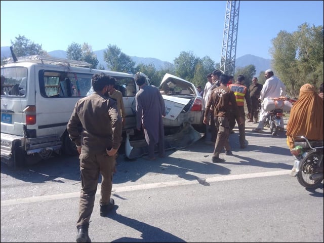 A collision between a car and a school van in Swat, driver killed, 16 children injured