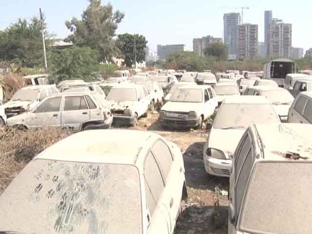 Karachi's park has become a graveyard of government vehicles worth crores of rupees