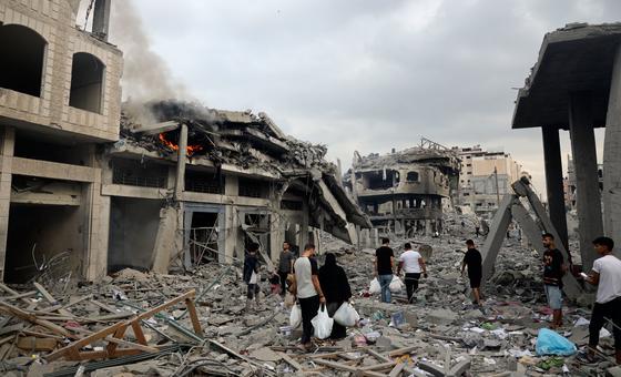 Gaza aid agreement near, as UN chief arrives in northern Sinai
