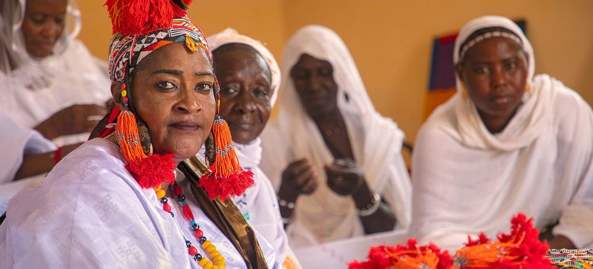 Mouna Awata (left) is the president of the Women’s Peace Hut (Case de la Paix) in Gao, Mali, and mediates with armed groups to resolve conflicts. Mouna Awata (left) is the president of the Women’s Peace Hut (Case de la Paix) in Gao, Mali, and mediates with armed groups to resolve conflicts.