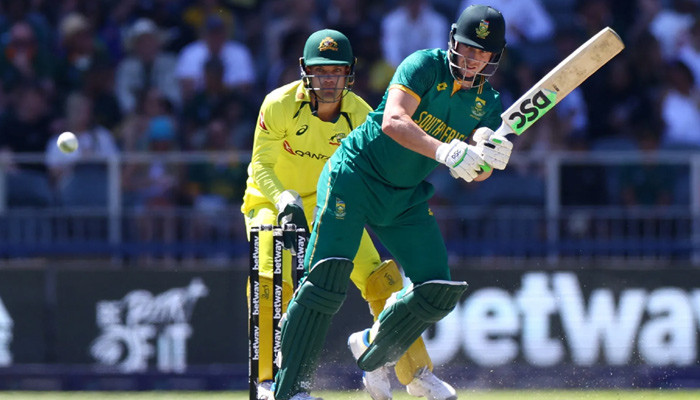 Australia won the toss and decided to bowl against South Africa