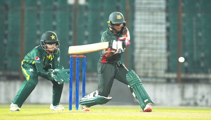 Bangladesh defeated Pakistan by 5 wickets