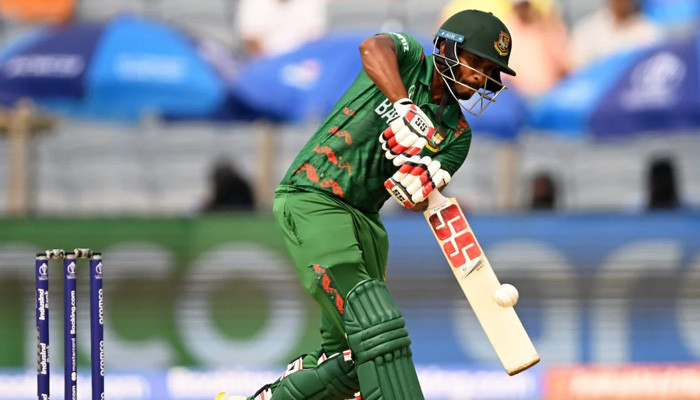 Bangladesh set India a target of 257 runs to win