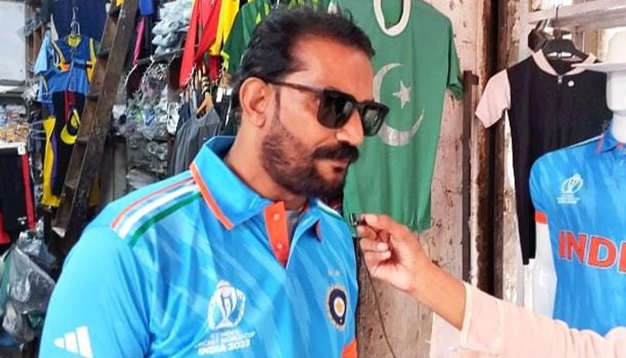 Fan of Indian cricket team in Pakistan