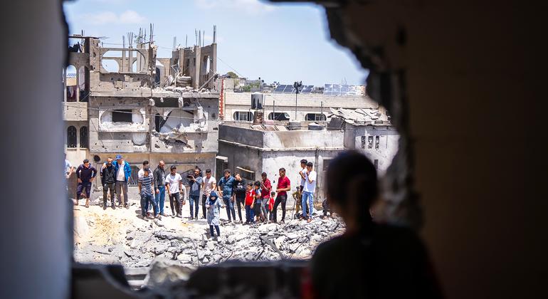 Gaza: 'History is watching' warns UN relief chief, saying aid access is key priority