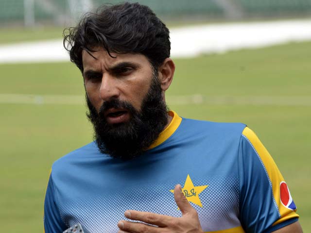 Misbah-ul-Haq expressed reservations on the central contract