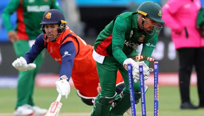 Netherlands won the toss and decided to bat against Bangladesh