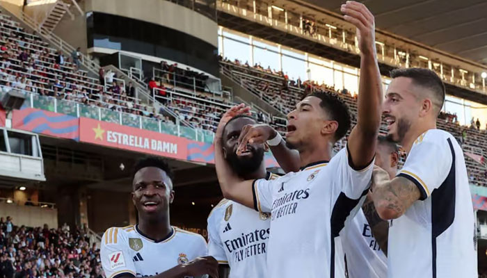 Real Madrid win the first El Clasico of the football season