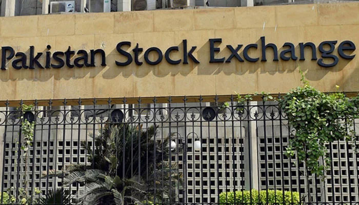 The PSX 100 index rose 394 points