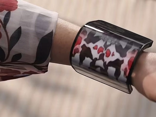 The world's first wrist-worn smartphone