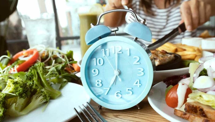 People who eat between 9am and 7pm are happier, research shows People who eat between 9am and 7pm are happier, research shows